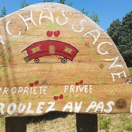 Gitenchassagne Bed and Breakfast Thurins Esterno foto