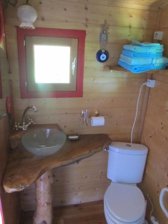Gitenchassagne Bed and Breakfast Thurins Esterno foto