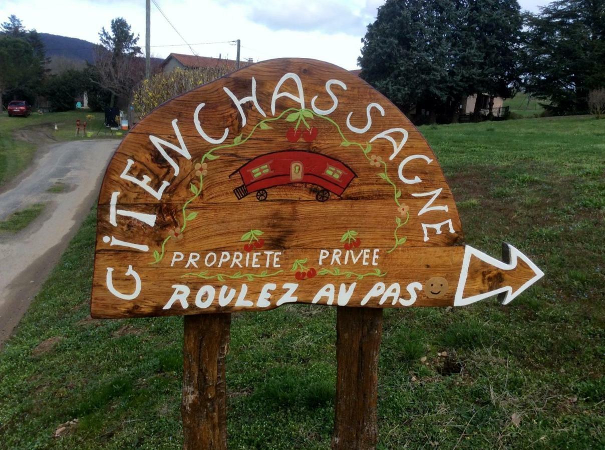 Gitenchassagne Bed and Breakfast Thurins Esterno foto